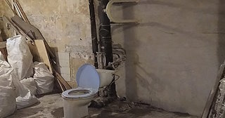 Демонтаж сантехкабины в панельном доме - цена от 1053 рублей | Сварной-Лнр